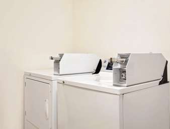 Days Inn Riverton Ανέσεις φωτογραφία